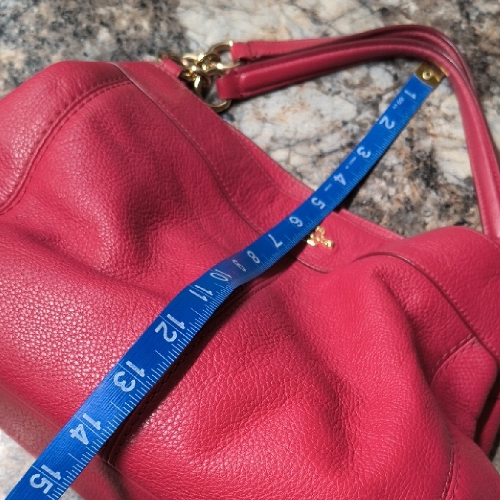 Coach Leather Shoulder Bag π Beautiful Strawberry Color π - Picture 12 of 16